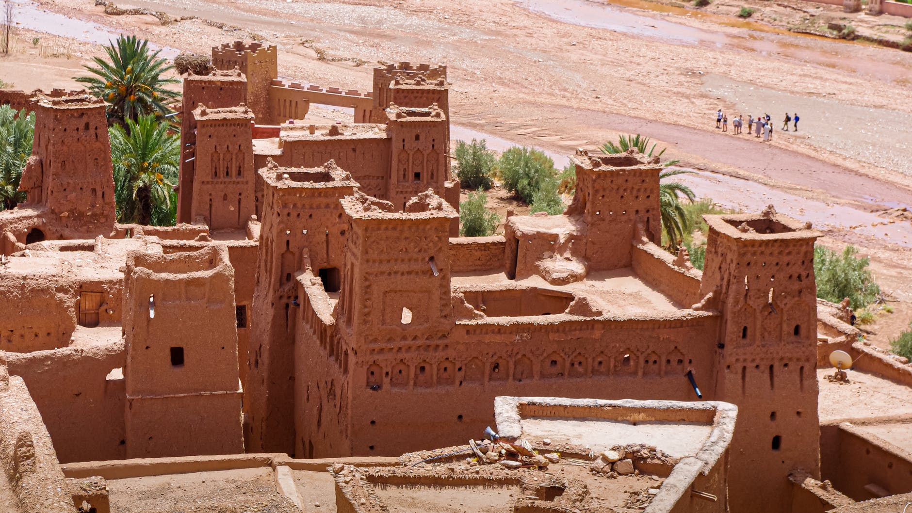 sand building desert architecture